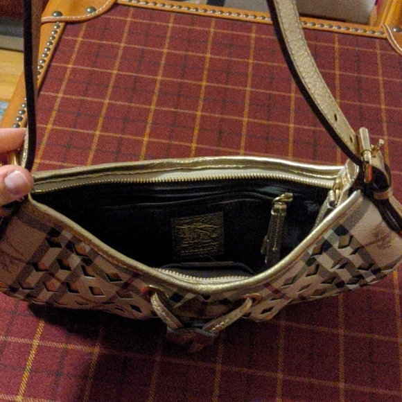 Burberry Metallic Gold Shoulder Bag - Picture 2 of 6